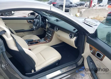 2019 Mercedes-Benz Slc 300 из США, поврежденный, VIN WDDPK3JAXKF158997